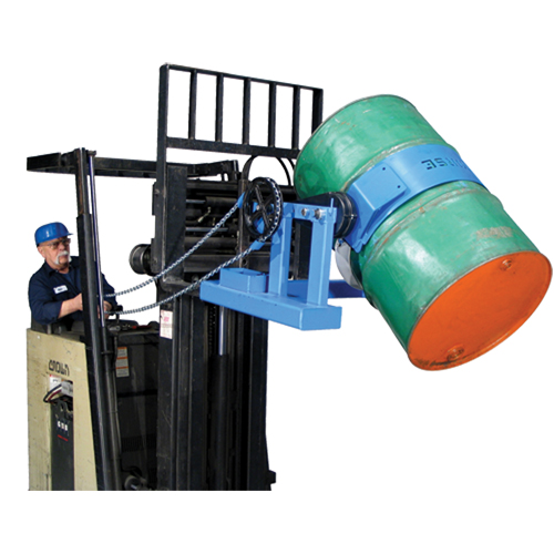 Leveurs de barils pour chariot &eacute;l&eacute;vateur, Baril de 55 gal. US (45 gal. imp.), Capacit&eacute; 800 lb/363 kg Les Fournitures Industrielles Méga