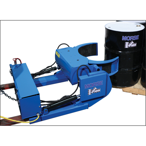 Manipulateur de baril mont&eacute; sur fourches Grip+Go &agrave; prise motoris&eacute;e, Baril de 15 - 55 gal. US (12,5 - 45 gal. imp.), Capacit&eacute; 1500 lb/680 kg Les Fournitures Industrielles Méga
