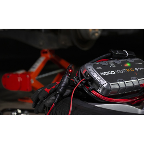 GB150 Boost&reg; Pro Jump Starter Les Fournitures Industrielles Méga