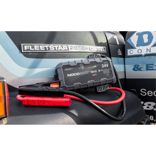 GB251+ Boost&reg; Max Jump Starter Les Fournitures Industrielles Méga