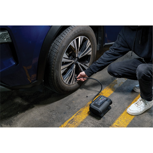 2000A Boost Air Jump Starter & 100 PSI Air Compressor Les Fournitures Industrielles Méga
