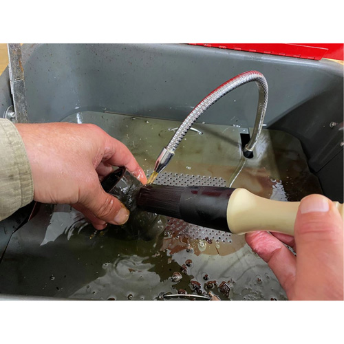 Brosse Atlasta pour pi&egrave;ces Les Fournitures Industrielles Méga