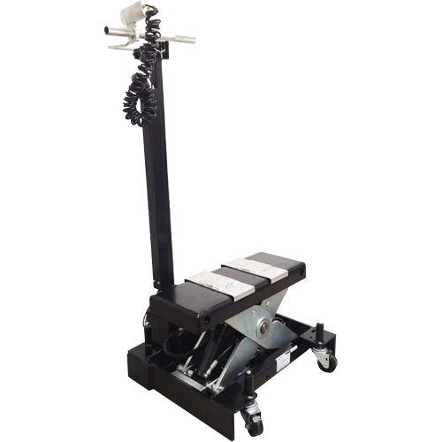 Cric de service de plancher &agrave; profil bas, 12 tonne(s) Capacit&eacute;, 7-1/2" Abaiss&eacute;e, 15" &eacute;lev&eacute;e, Air comprim&eacute;/hydraulique Les Fournitures Industrielles Méga