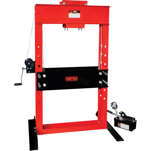 Presse pour atelier op&eacute;r&eacute;e par une pompe/hydraulique &agrave; air, Capacit&eacute; 50 tonnes Les Fournitures Industrielles Méga