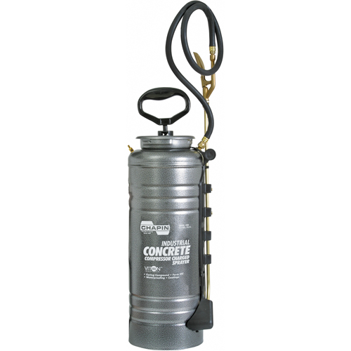 Pulv&eacute;risateurs Pump Free charg&eacute;s par compresseur, 3,5 gal. (13,25 L), Acier, Lance de 24" Les Fournitures Industrielles Méga