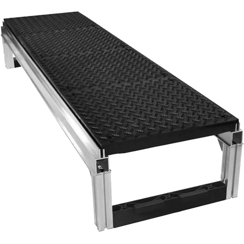Trousse de plateforme de travail modulaire en aluminium avec surface &agrave; relief &agrave; larmes FOUNDATION, 18" la x 72" pr, Capacit&eacute; de 400 lb, Enti&egrave;rement soud&eacute; Les Fournitures Industrielles Méga