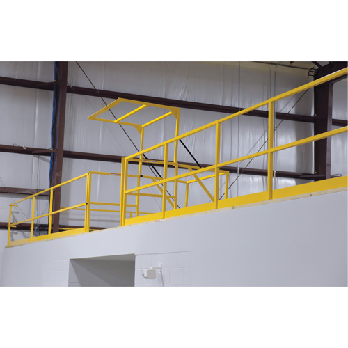 Mezzanine Safety Gate, 68-1/2" L x 42" H, 80-1/16" Raised, Yellow Les Fournitures Industrielles Méga
