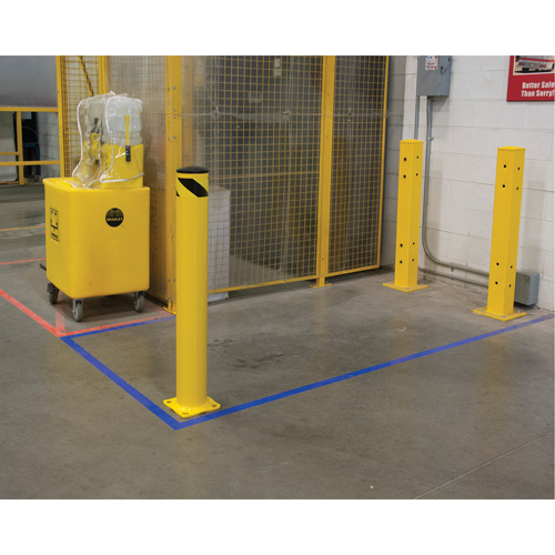 Safety Bollard, Steel, 42" H x 5-1/2" W, Yellow Les Fournitures Industrielles Méga
