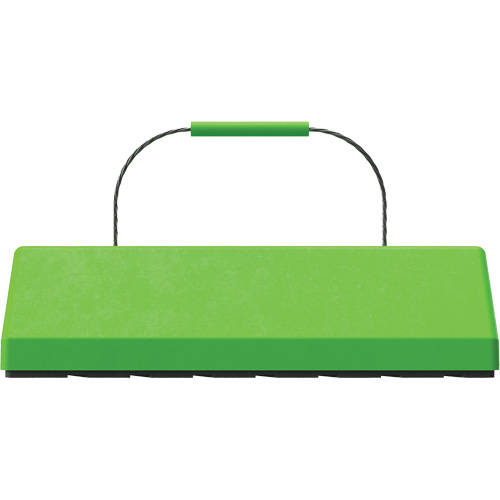 Cale de roue pour avion Checkers Safety SafeRay avec poign&eacute;e &agrave; c&acirc;ble & patin en caoutchouc, Ur&eacute;thane, Vert fluorescent, 24" la x 8" p x 6" h Les Fournitures Industrielles Méga