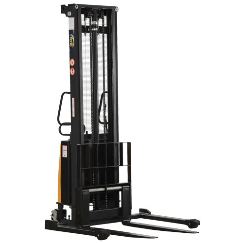 Fork Lift Stacker, Electric Operated, 2000 lbs. Capacity, 150" Max Lift Les Fournitures Industrielles Méga