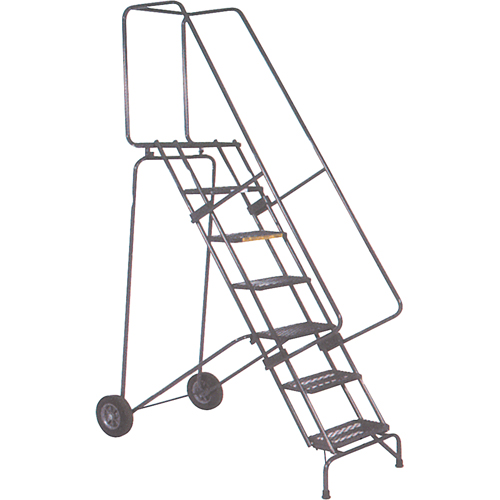 &eacute;chelles mobiles Fold-N-Store, 7 marches, Perfor&eacute;, Hauteur 70" Les Fournitures Industrielles Méga