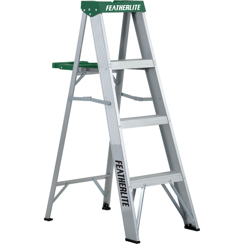 Commercial Duty Stepladders (2400 Series), 4', Aluminum, 225 lbs. Capacity, Type 2 Les Fournitures Industrielles Méga