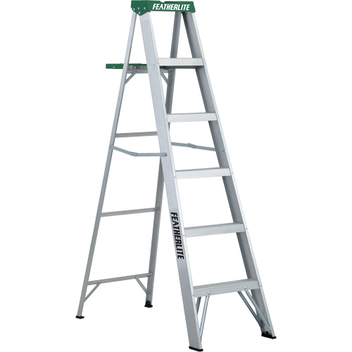 Commercial Duty Stepladders (2400 Series), 7', Aluminum, 225 lbs. Capacity, Type 2 Les Fournitures Industrielles Méga