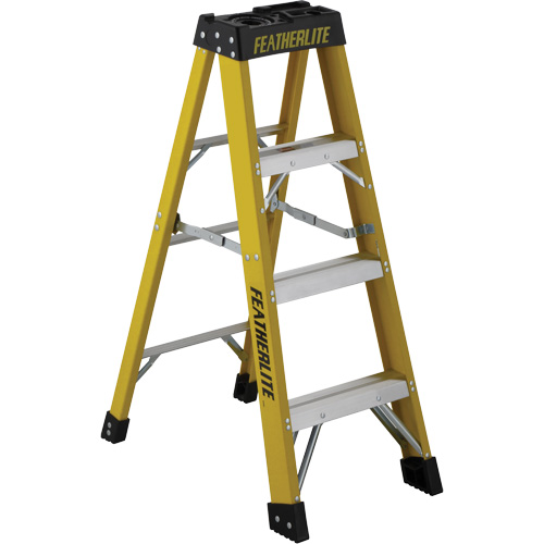 Industrial Heavy-Duty Stepladders (6900 Series), 4', Fibreglass, 300 lbs. Capacity, Type 1A Les Fournitures Industrielles Méga