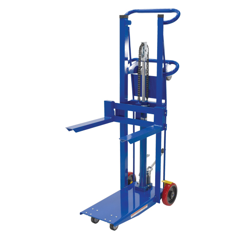 Empileur &agrave; plateforme, M&eacute;canisme Pompe au pied, Capacit&eacute; de 750 lb, Levage max de 52" Les Fournitures Industrielles Méga