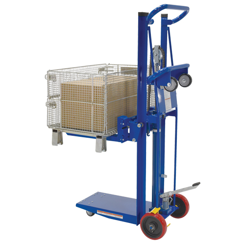 Empileur &agrave; plateforme, M&eacute;canisme Pompe au pied, Capacit&eacute; de 750 lb, Levage max de 52" Les Fournitures Industrielles Méga