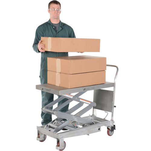 Manual Hydraulic Scissor Lift Table, 35-1/2" L x 20" W, Partial Stainless Steel, 800 lbs. Capacity Les Fournitures Industrielles Méga