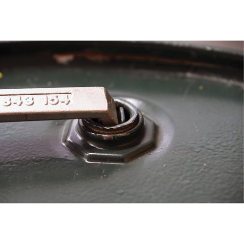 Drum Wrench, 3/4"/2" Opening, 9-1/2" Handle, Stainless Steel Les Fournitures Industrielles Méga