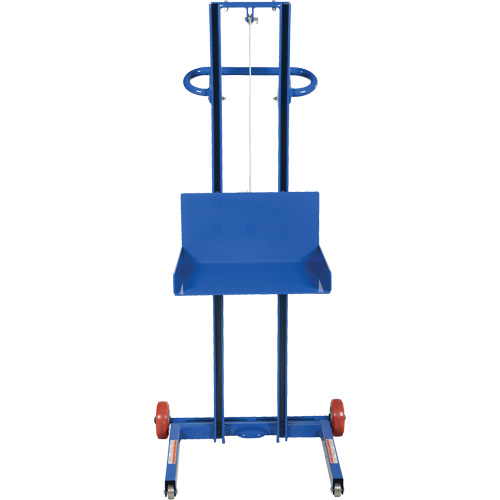 Low Profile Lite Load Lift, Hand Winch Operated, 400 lbs. Capacity, 55" Max Lift Les Fournitures Industrielles Méga