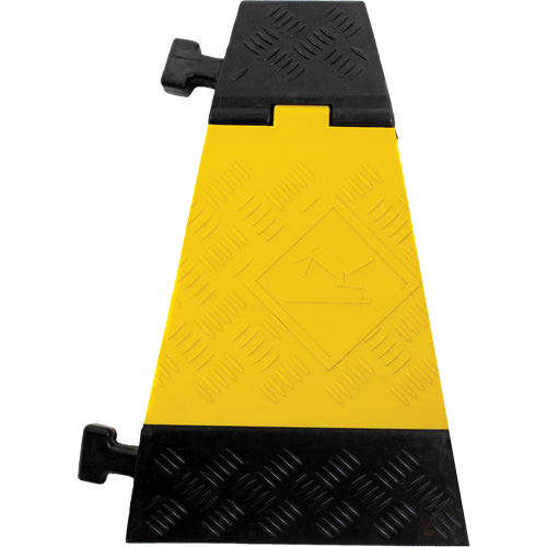 Powerhouse Heavy-Duty Right Turn Cable Protector, 3 Channels, 12" L x 19.75" W x 3" H Les Fournitures Industrielles Méga