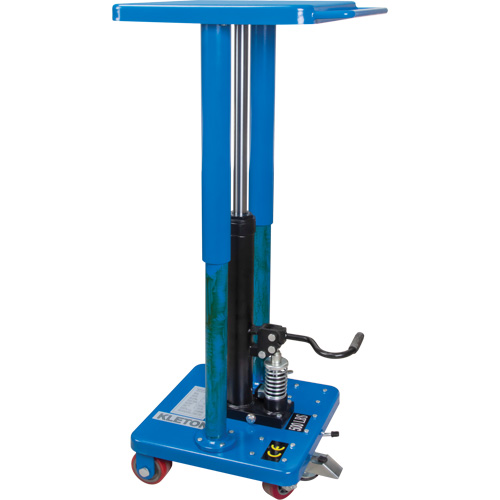 Hydraulic Work Table, 18" L x 18" W, Steel, 500 lbs. Capacity Les Fournitures Industrielles Méga