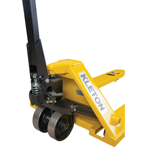 Steel Wheel Pallet Truck, Steel, 48" L x 27" W, 5500 lbs. Capacity Les Fournitures Industrielles Méga