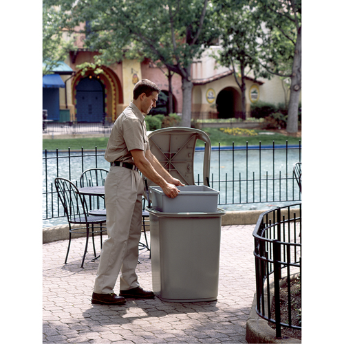 Untouchable&reg; Containers, Polyethylene, 35 US gal. Les Fournitures Industrielles Méga