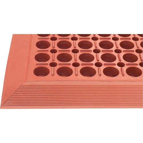 Tapis de s&eacute;rie Competitor, &agrave; fentes, 3' x 5' x 7/8", Orange, Caoutchouc naturel Les Fournitures Industrielles Méga
