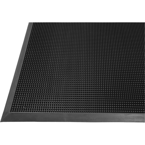 Tapis Gritstop Fingermat, Caoutchouc, Grattoir Type, Motif Textur&eacute;, 2' x 2-2/3', Noir Les Fournitures Industrielles Méga