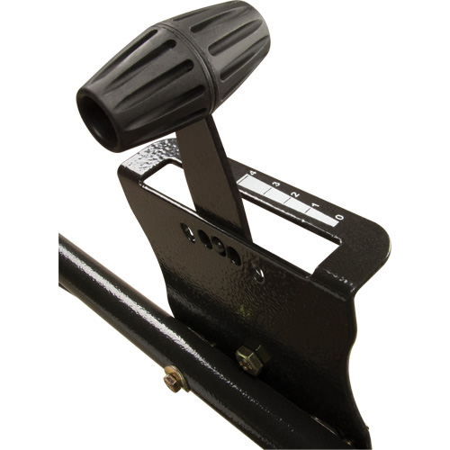 Broadcast Spreader with Stainless Steel Hardware, 27000 sq. ft., 125 lbs. capacity Les Fournitures Industrielles Méga