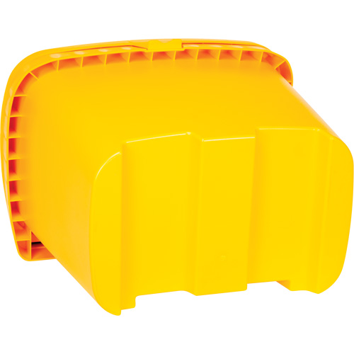 Salt & Sand Storage Bins, With Hasp, 21" x 27" x 26", 4.24 cu. ft., Yellow Les Fournitures Industrielles Méga