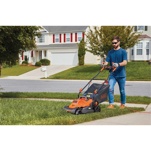 Lawn Mower with Comfort Grip Handle, Push Walk-Behind, Electric, 15" Cutting Width Les Fournitures Industrielles Méga