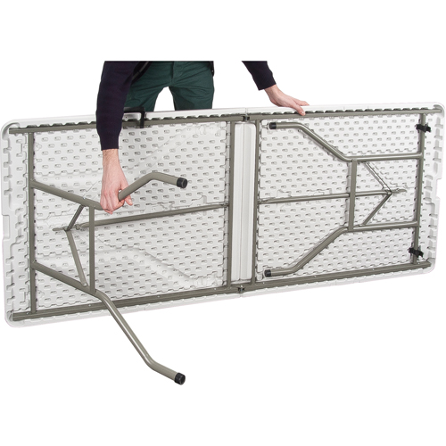 Table se pliant en deux, Rectangulaire, 72" l x 30" la, Poly&eacute;thyl&egrave;ne, Blanc Les Fournitures Industrielles Méga