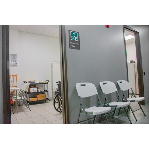 Chaises pliantes, Poly&eacute;thyl&egrave;ne, Blanc, Capacit&eacute; 350 lb Les Fournitures Industrielles Méga