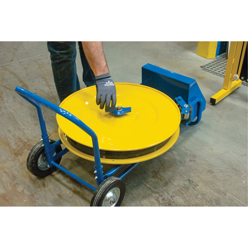 Distributeur de feuillards, Feuillard Polyester/Acier/Polypropyl&egrave;ne, Dia de noyau 16"/8", largeur de rouleau 3"/8"/6" Les Fournitures Industrielles Méga