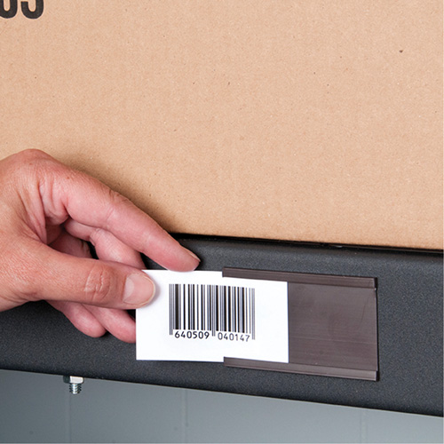 Card Holder, Magnetic, 600" L x 2" W Les Fournitures Industrielles Méga
