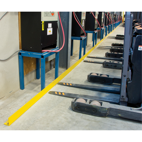 Floor Angle Guard Rails, Steel, 48" L x 5" H, Yellow Les Fournitures Industrielles Méga
