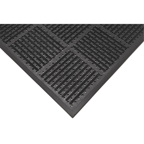 Tapis r&eacute;versible Outfront no 227, Caoutchouc, Grattoir Type, Motif &agrave; fentes, 3' x 6', Noir Les Fournitures Industrielles Méga