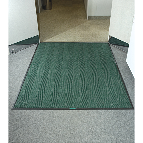 Waterhog&reg; Eco Elite Matting, Wiper/Scraper, 6' x 6' x 3/8", Southern Pine Les Fournitures Industrielles Méga