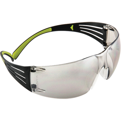 Lunettes de s&eacute;curit&eacute; SecureFit s&eacute;rie 400, Lentille Miroir int&eacute;rieur/ext&eacute;rieur, Anti-&eacute;gratignures, ANSI Z87+/R&eacute;pond ou surpasse la norme CSA Z94.3 Les Fournitures Industrielles Méga