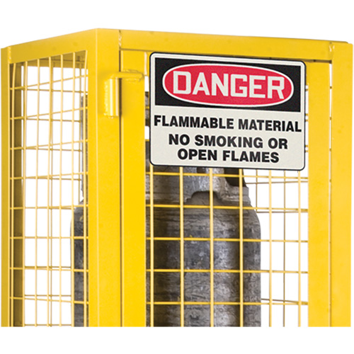 Armoire de s&eacute;curit&eacute; pour cylindres de gaz conforme aux normes de la CSA, nbre de bouteilles: 2, 17" , 17" , 69" , Jaune Les Fournitures Industrielles Méga