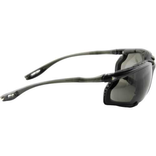 Virtua Safety Glasses with Foam Gasket, Grey/Smoke Lens, Anti-Fog, ANSI Z87+/Meets/Exceeds CSA Z94.3 Les Fournitures Industrielles Méga
