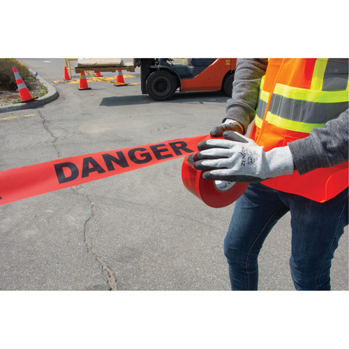 Ruban pour barricade Danger, Bilingue, 3" la x 1000' lo, 1,5 mil, Noir/rouge Les Fournitures Industrielles Méga