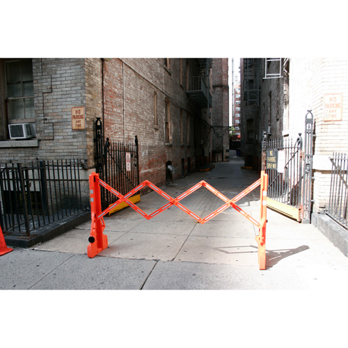 Multi-Gate Barricade, 43" H x 90" L, Orange Les Fournitures Industrielles Méga