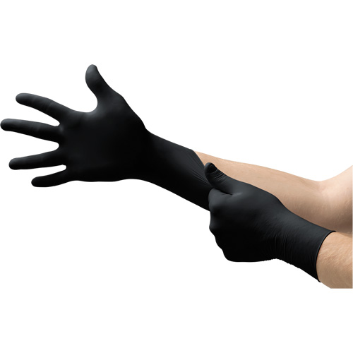 Gants Onyx, Petit, Nitrile, 3,5 mils, Sans poudre, Noir Les Fournitures Industrielles Méga