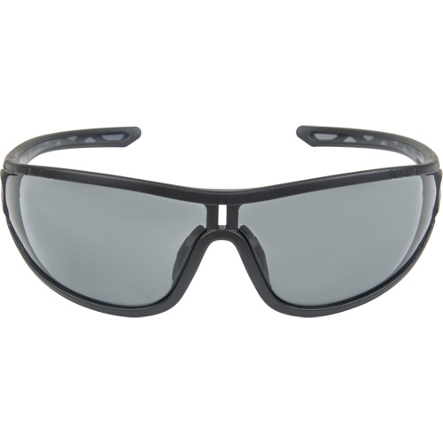 Lunettes de s&eacute;curit&eacute; de s&eacute;rie Z3000, Lentille Grise/fum&eacute;e, Anti-&eacute;gratignures, ANSI Z87+/R&eacute;pond ou surpasse la norme CSA Z94.3 Les Fournitures Industrielles Méga