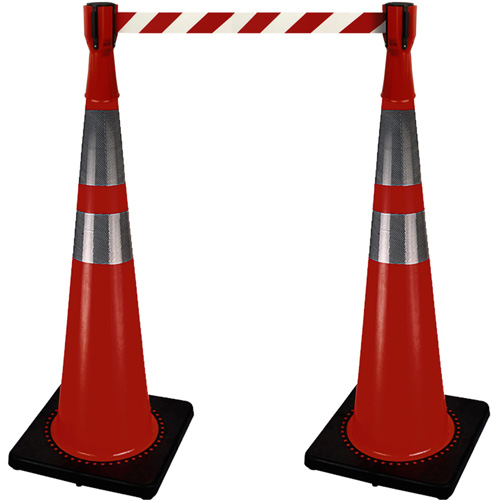 2308 Capuchon pour c&ocirc;ne de signalisation avec ruban de 10' pour barricade Les Fournitures Industrielles Méga