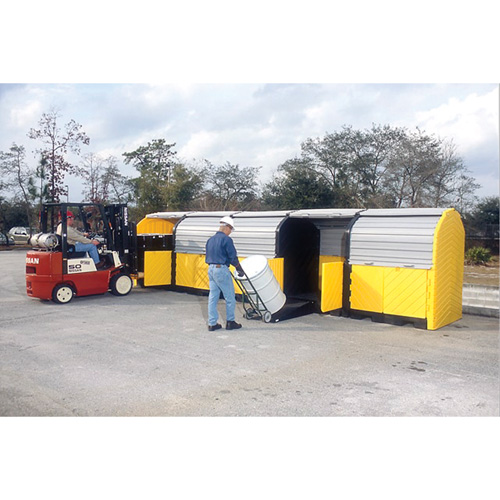 P20 Plus Ultra-Hard Top Spill Pallets sans drain, 312" lo x 79" la x 62" h, Capacit&eacute; de charge 9000 lb Les Fournitures Industrielles Méga