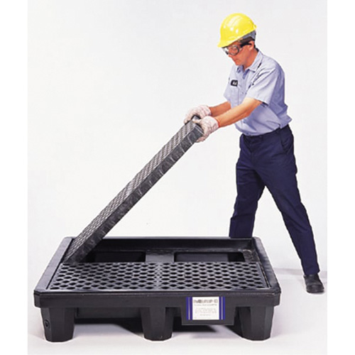 4-Drum Economy Ultra-Spill Pallet&reg;, 66 US gal. Spill Capacity, 53" x 53" x 11.8" Les Fournitures Industrielles Méga