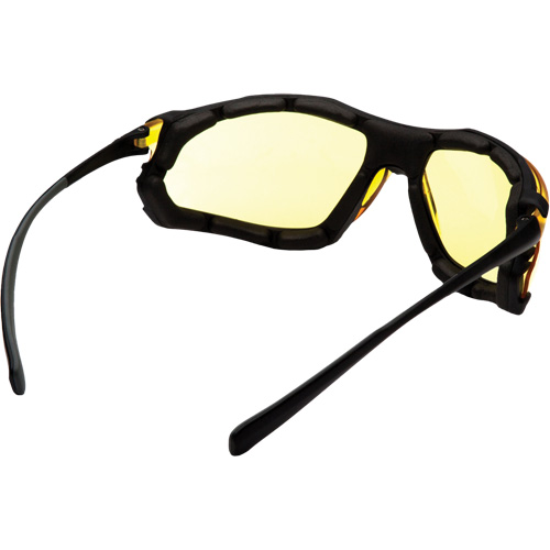 Lunettes de s&eacute;curit&eacute; Proximity, Lentille Ambr&eacute;e, Antibu&eacute;e, ANSI Z87+/R&eacute;pond ou surpasse la norme CSA Z94.3 Les Fournitures Industrielles Méga
